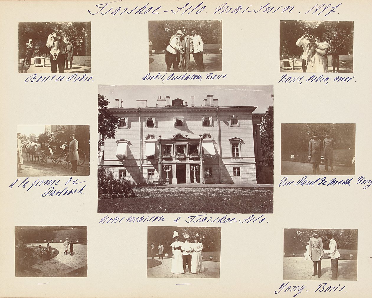 Die russische kaiserliche Familie, Seite aus einem Fotoalbum, ca. 1897-99 von Russian Photographer