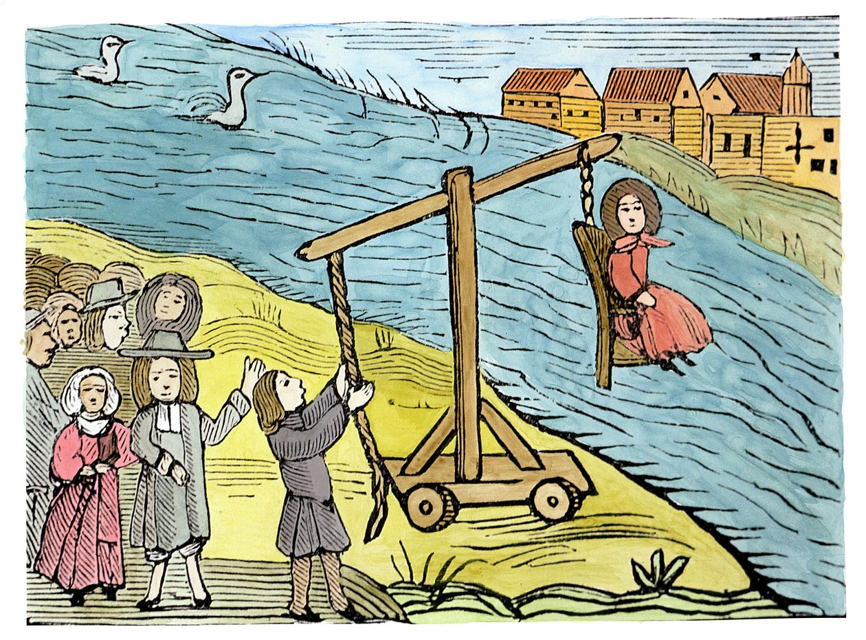 Frau auf einem Tauchstuhl, der Hexerei beschuldigt, Illustration aus einer Sammlung von Heftchen über Esoterik (spätere Kolorierung) von School English