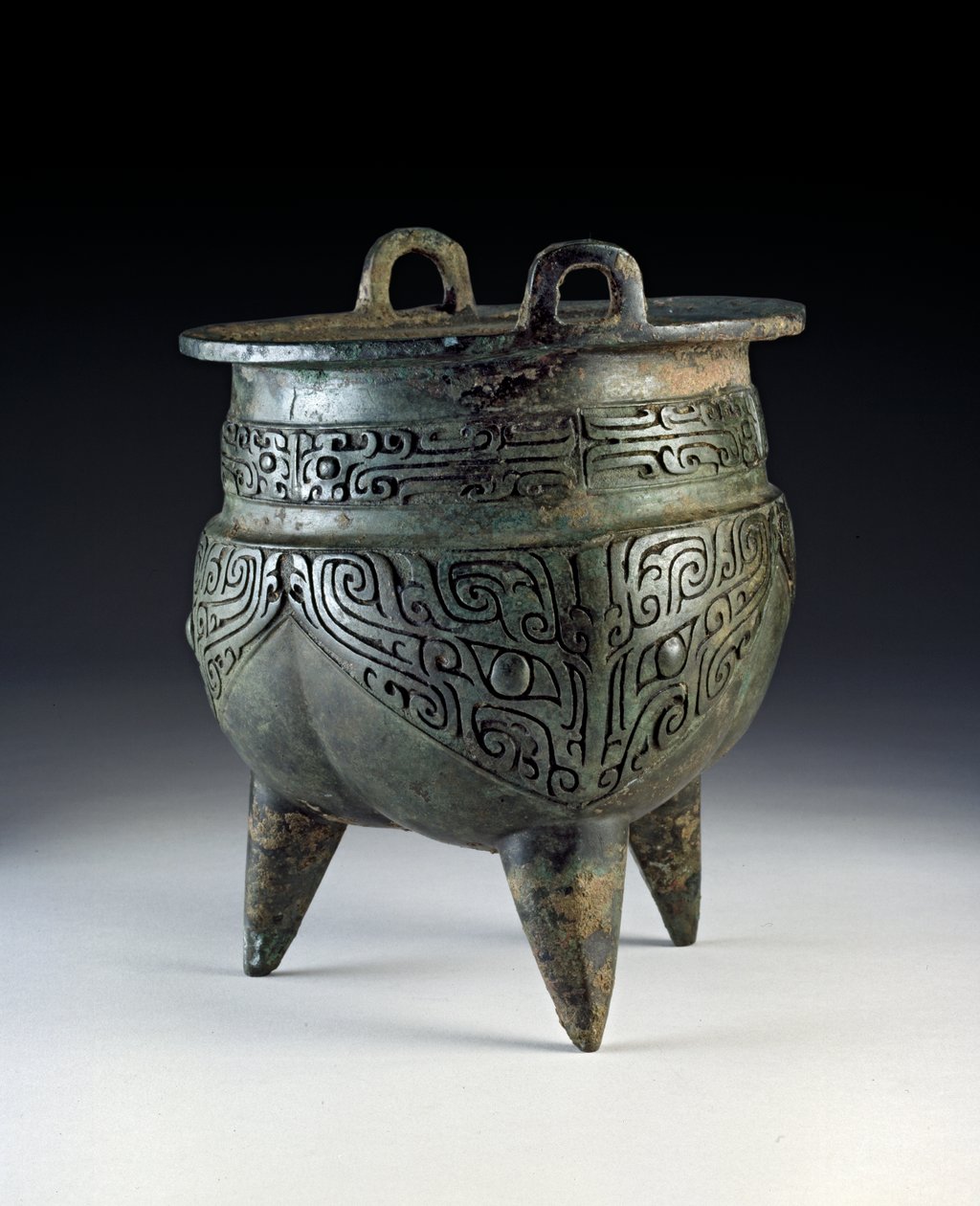 Li-Gefäß mit Taotie-Design, Erligang-Periode, Shang-Dynastie, ca. 1500-1050 v. Chr. von Shang Dynasty Chinese School