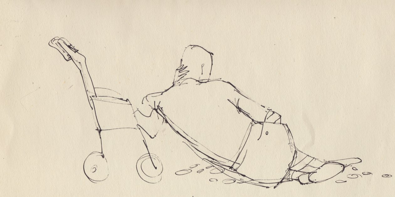 Mann lehnt sich gegen Kinderwagen am Strand, ca. 1950 von Shirley Markham