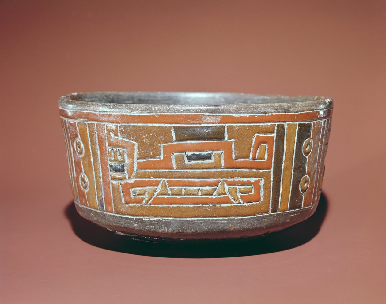 Schale mit Jaguar-Kopf, präkolumbianisch von South American School