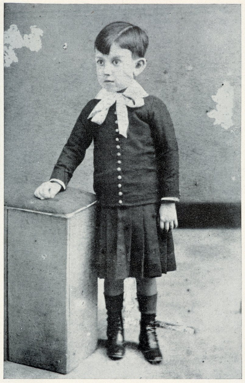 Pablo Picasso im Alter von vier Jahren, 1885 von Spanish Photographer