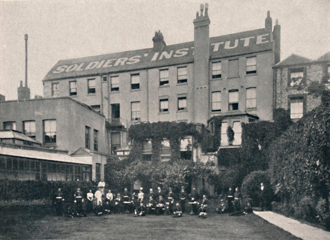 Das Soldateninstitut, Portsmouth, 1904 von Symonds and Co