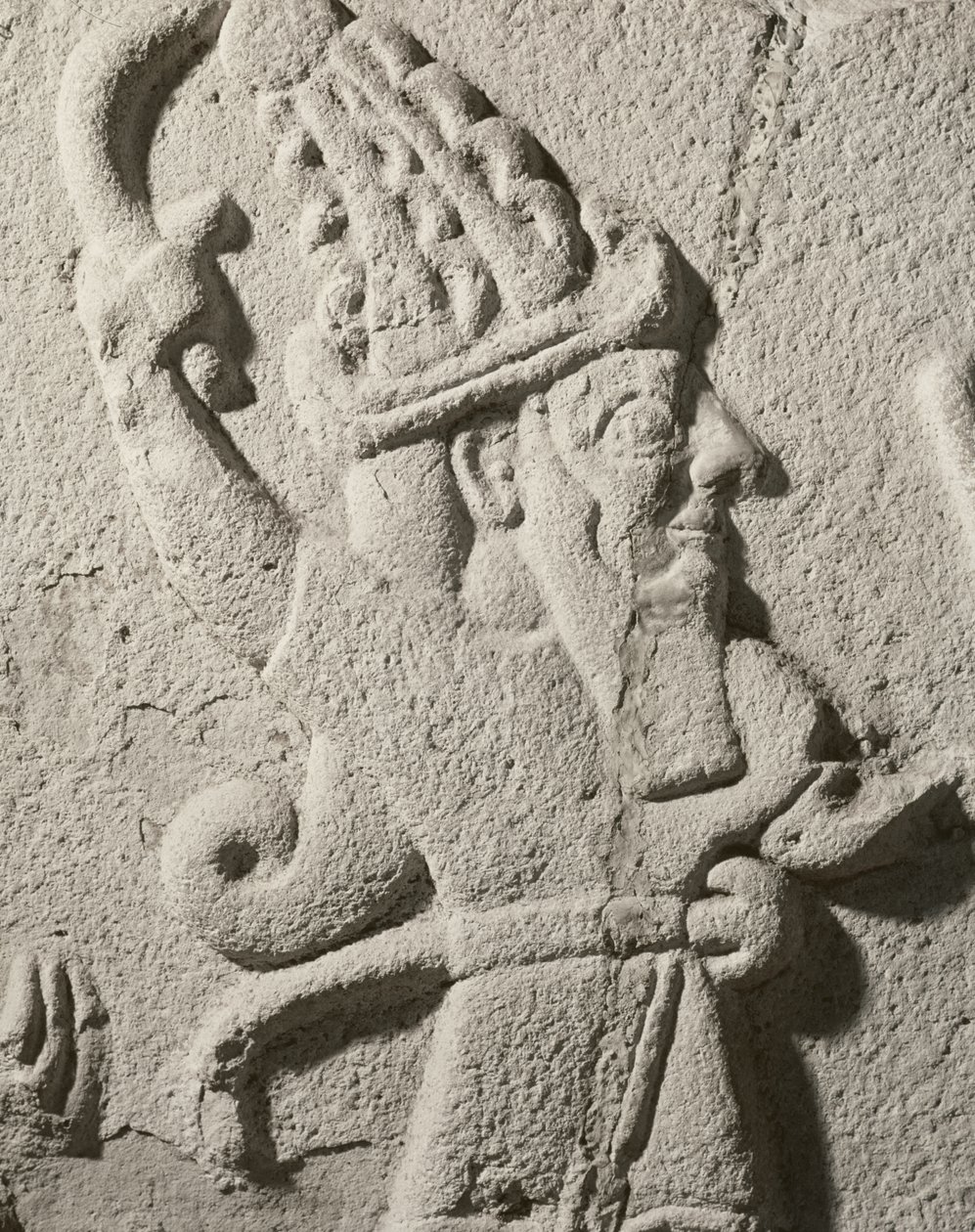 König Sulumeli gießt ein Trankopfer mit einem Gott (Detail) von Syrian Syrian