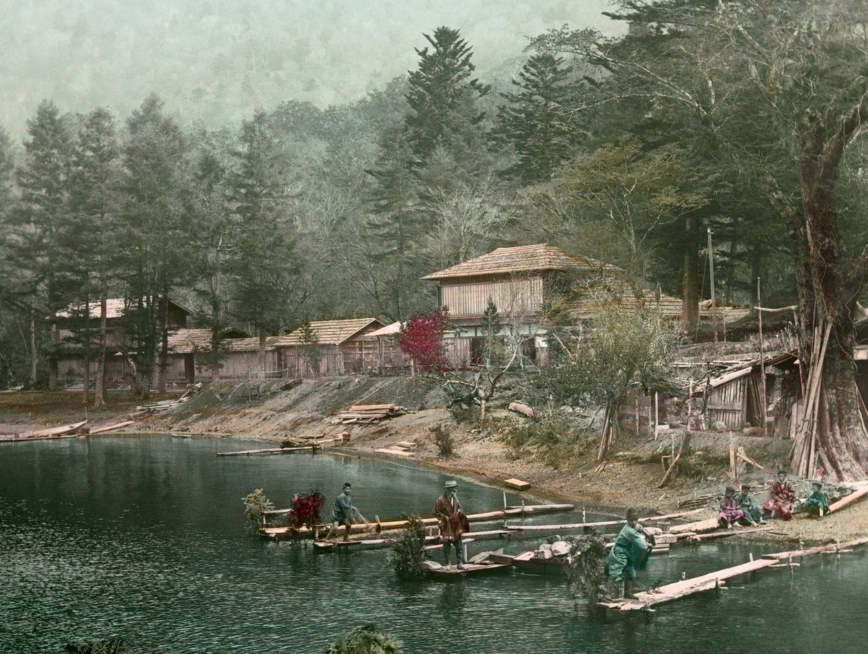 Fischerdorf am Chuzenji-See, um 1900 - 1915 von Teijiro Takagi