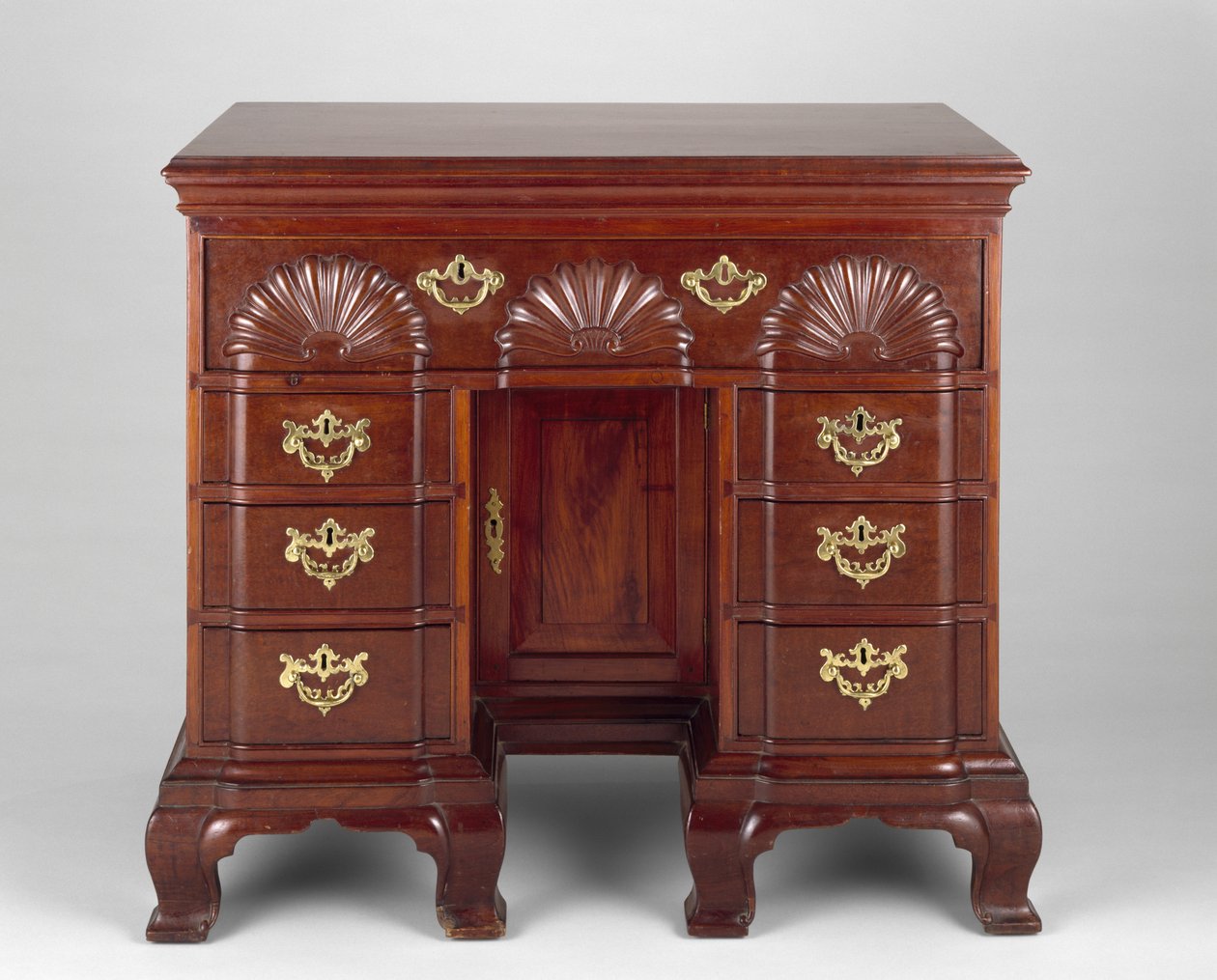Schreibtisch, ca. 1773-1783 von Thomas (attr.to) Spencer