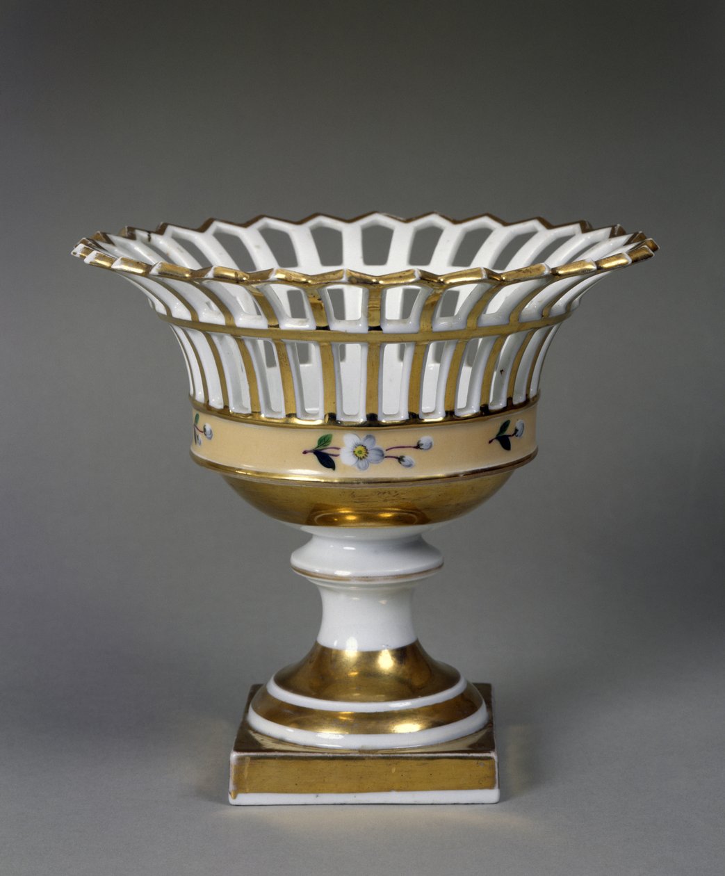 Obstkorb, ca. 1826-1838 von Tucker China Factory