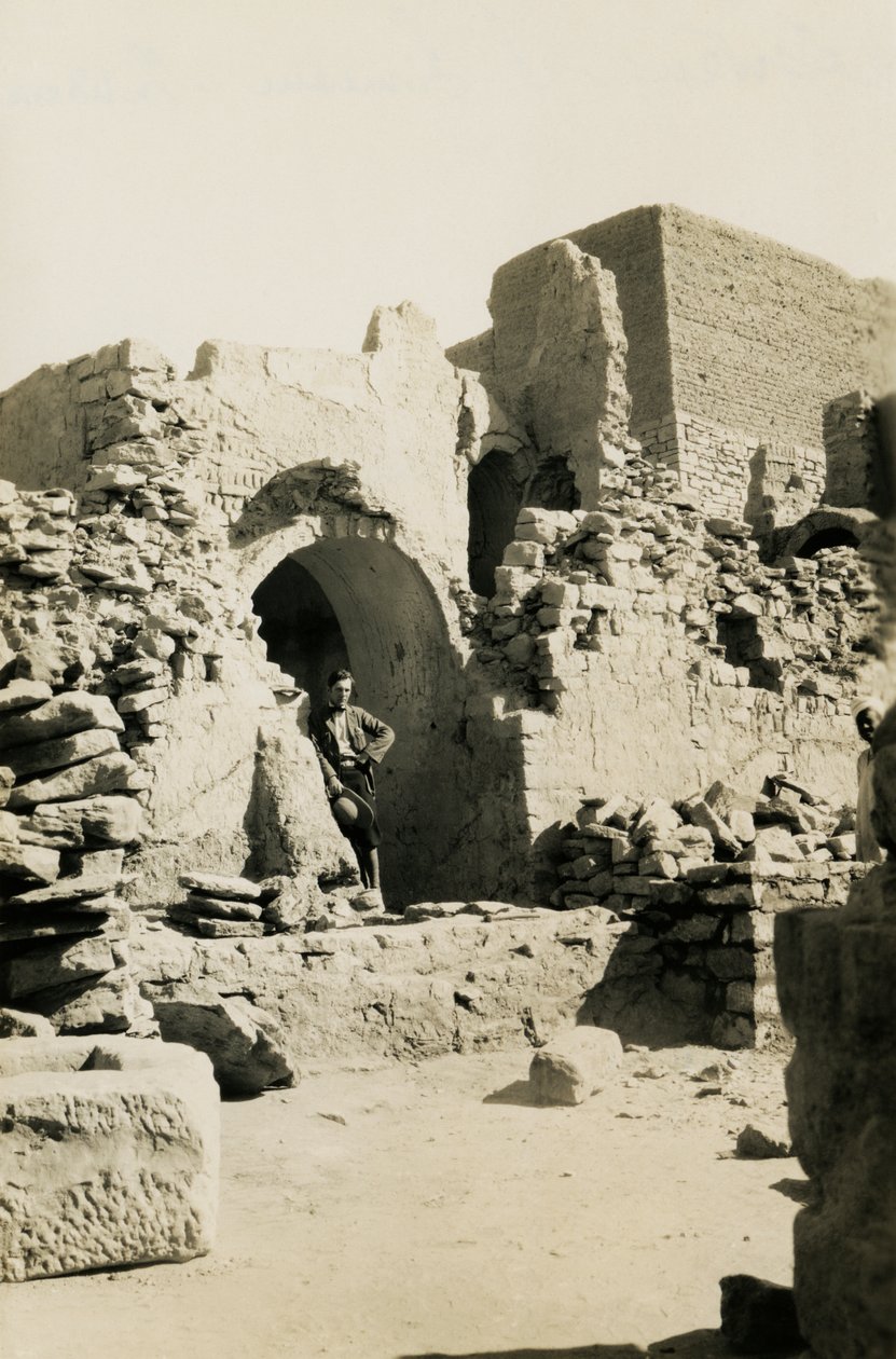Innenraum des großen Turms (Qasr) des Klosters des Heiligen Simeon, Assuan, Ägypten, Fotografie von Ugo Monneret de Villard von Ugo Monneret de Villard