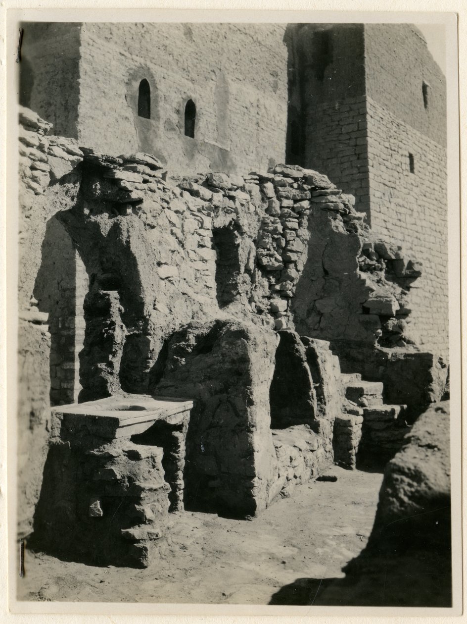 Ruinen der Saline, Kloster St. Simeon, Assuan, Ägypten, Fotografie von Ugo Monneret de Villard von Ugo Monneret de Villard