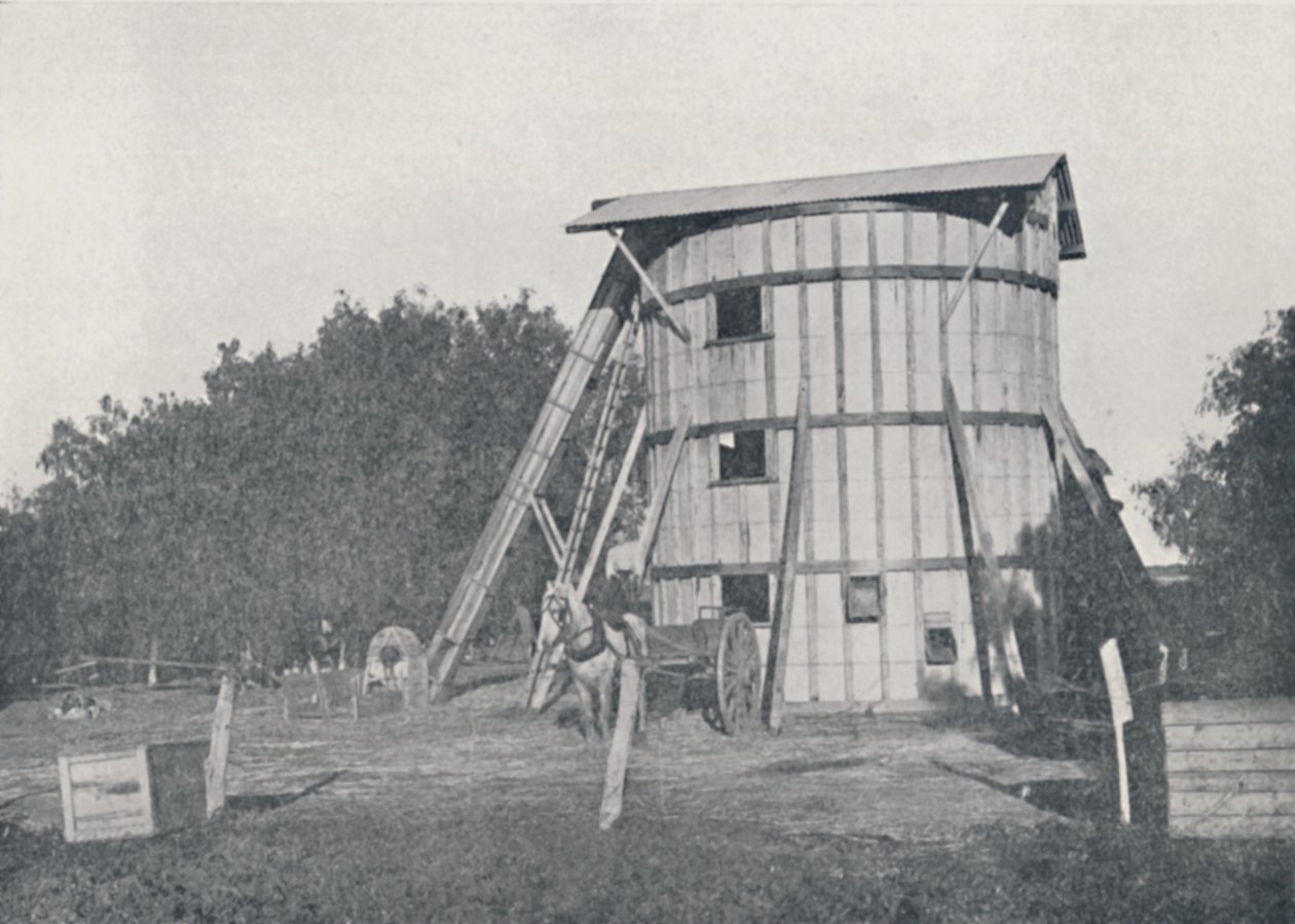 Ein Silo, nahe Mildura, Victoria, 1923 von Unbekannt