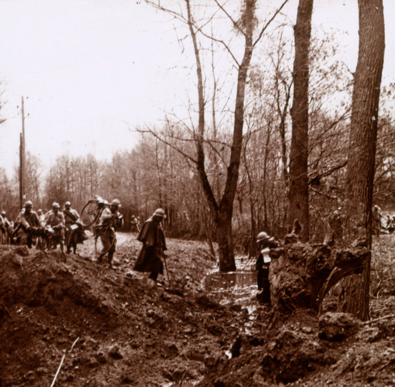 Vormarsch auf die Ailette, Nordfrankreich, um 1918 von Unbekannt