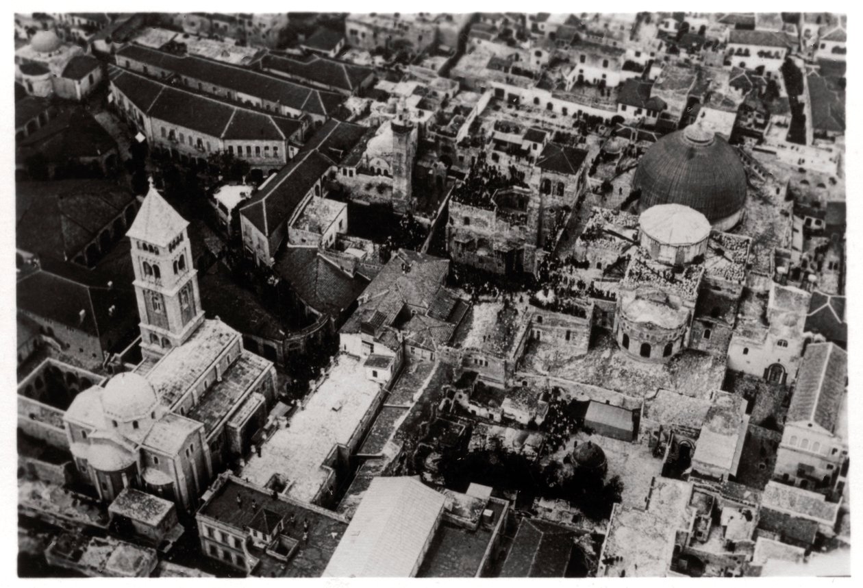 Luftaufnahme der Grabeskirche, Jerusalem, Palästina, aus einem Zeppelin, 1931-1933 von Unbekannt