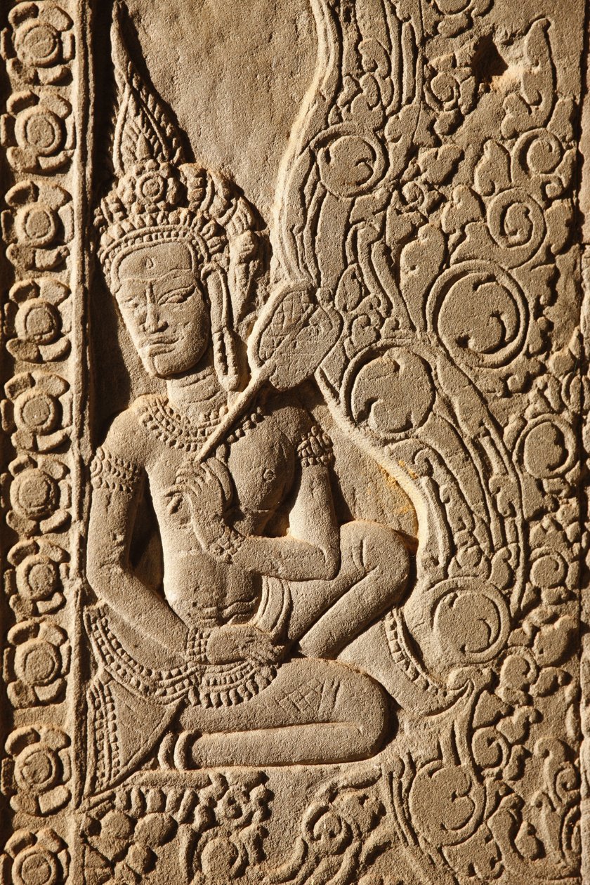 Apsara-Tänzerin-Schnitzerei im Angkor Wat, Siem Reap, Kambodscha von Unbekannt