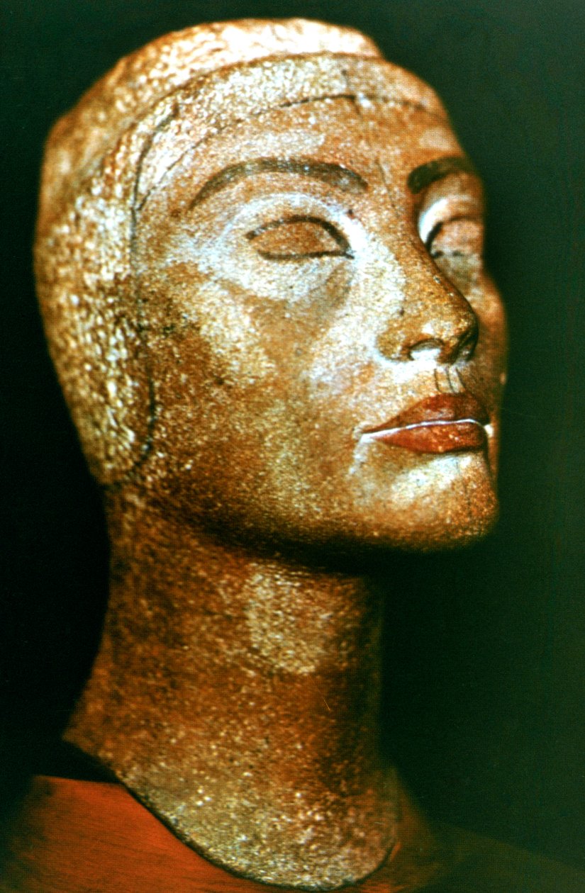 Büste der Nofretete, Königin und Frau des altägyptischen Pharaos Echnaton Amenhotep IV. von Unbekannt
