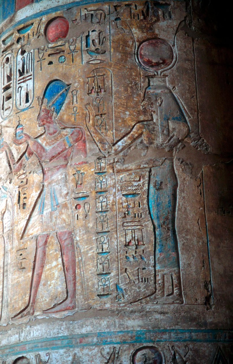 Göttin Isis mit König Tuthmosis III, altägyptisch, 15. Jahrhundert v. Chr. von Unbekannt