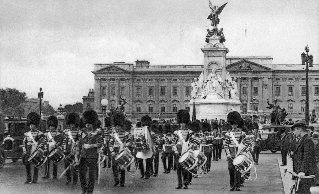 Wachen in The Mall, London, frühes 20. Jahrhundert von Unbekannt