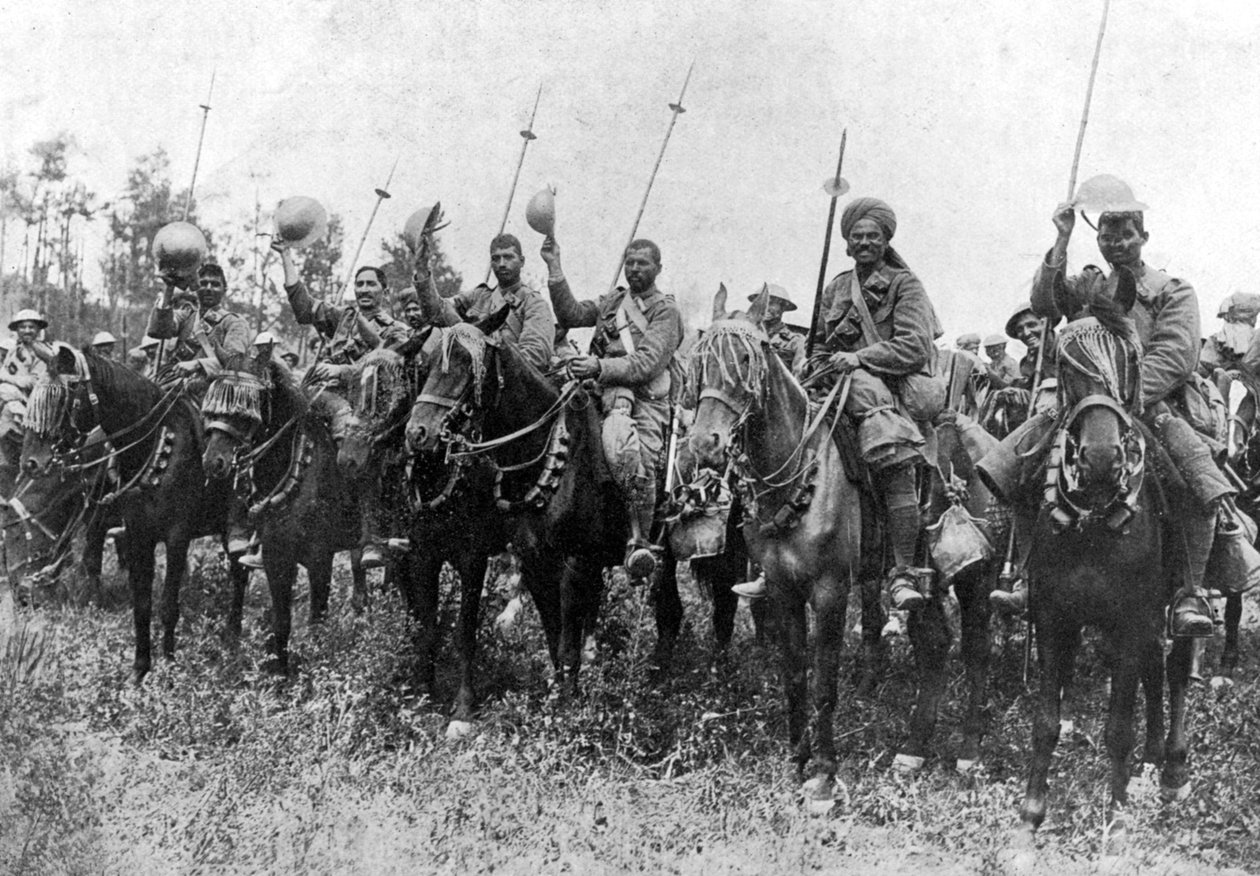 Indische Kavallerie nach ihrem Angriff, Somme, Frankreich, Erster Weltkrieg, 14. Juli 1916 von Unbekannt