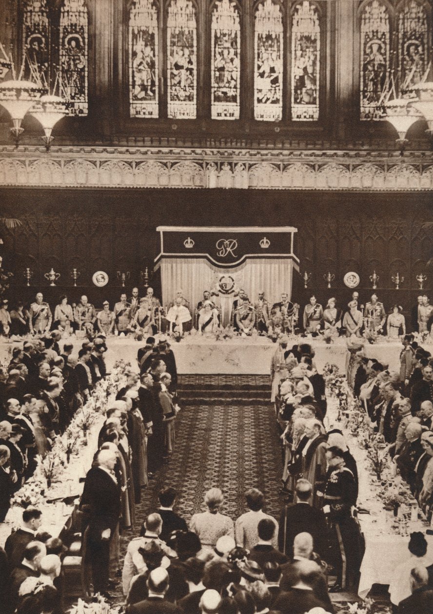 König George VI. und Königin Elizabeth bei einem Mittagessen zur Feier der Krönung, 1937 von Unbekannt