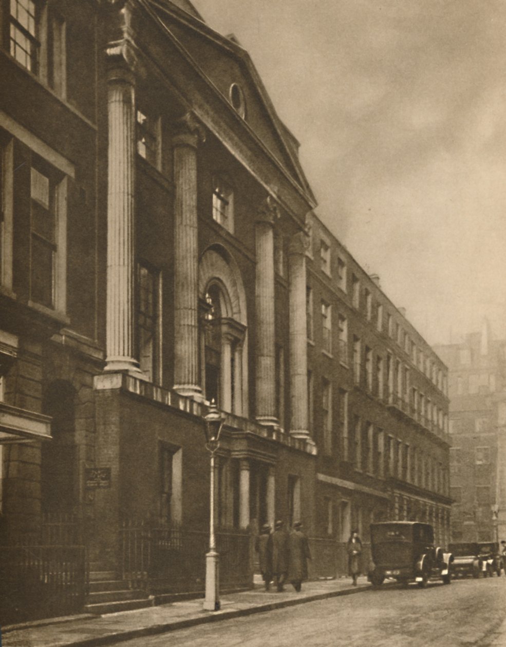 Herrenhaus gebaut von den Brüdern Adam für die Royal Society of Arts, um 1935 von Unbekannt