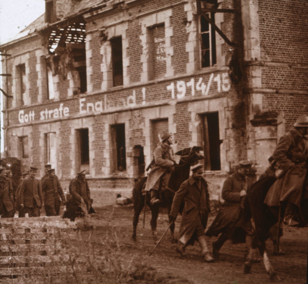 Möge Gott England bestrafen, Bucy-le-Long, Nordfrankreich, um 1914-1918 von Unbekannt