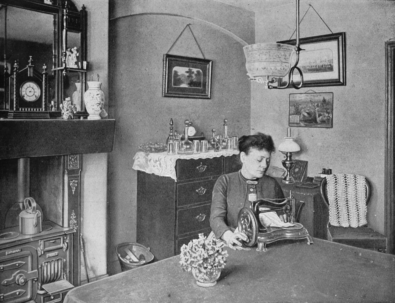 Neues Zimmer in einer Modellwohnung, London, um 1900 von Unbekannt