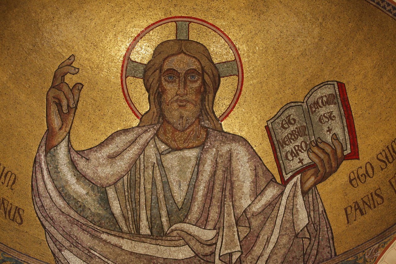Paris, Frankreich Pantokrator Christus (in Herrlichkeit) in der Kirche Saint-Pierre-de-Montrouge, Paris, Frankreich von Unbekannt