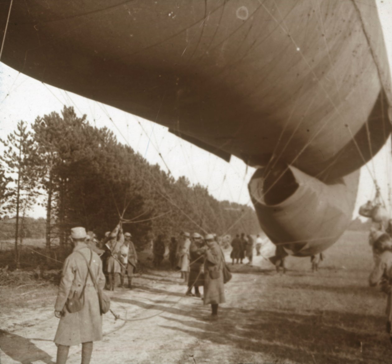 Aufstieg eines Beobachtungsballons, Somme, Nordfrankreich, 1916 von Unbekannt