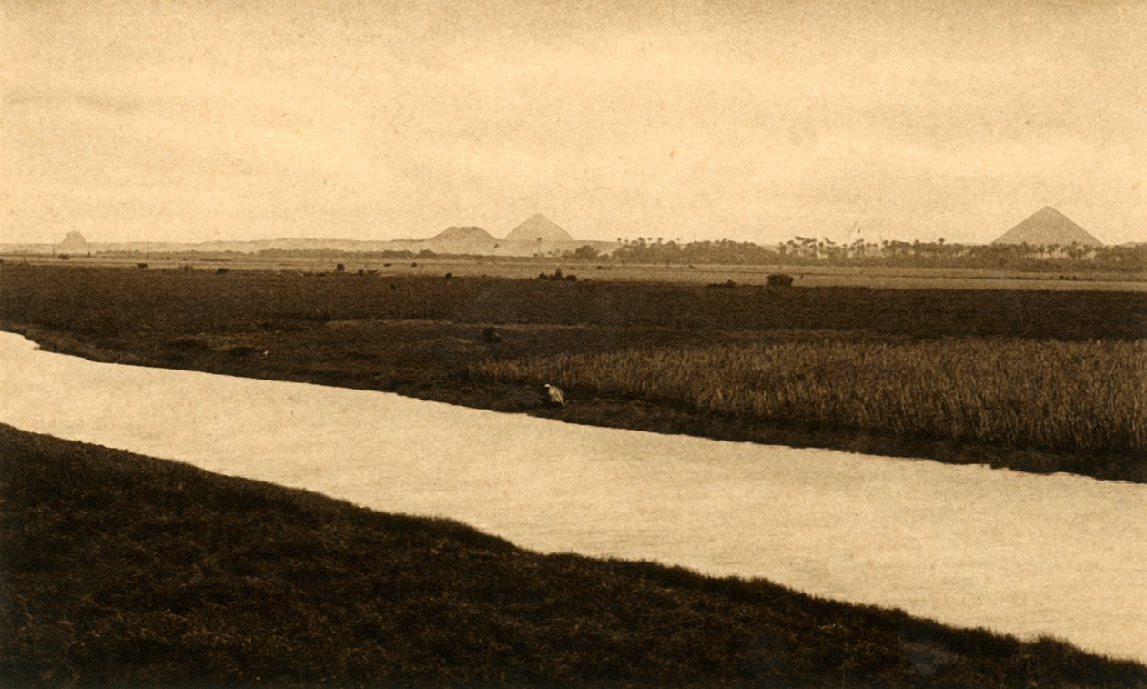 Saqqara - Die Pyramiden von Dashur, ca. 1918-1939 von Unbekannt