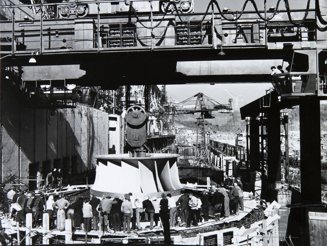Sayano-Shushenskaya-Wasserkraftwerk, UdSSR, 1970er Jahre von Unbekannt