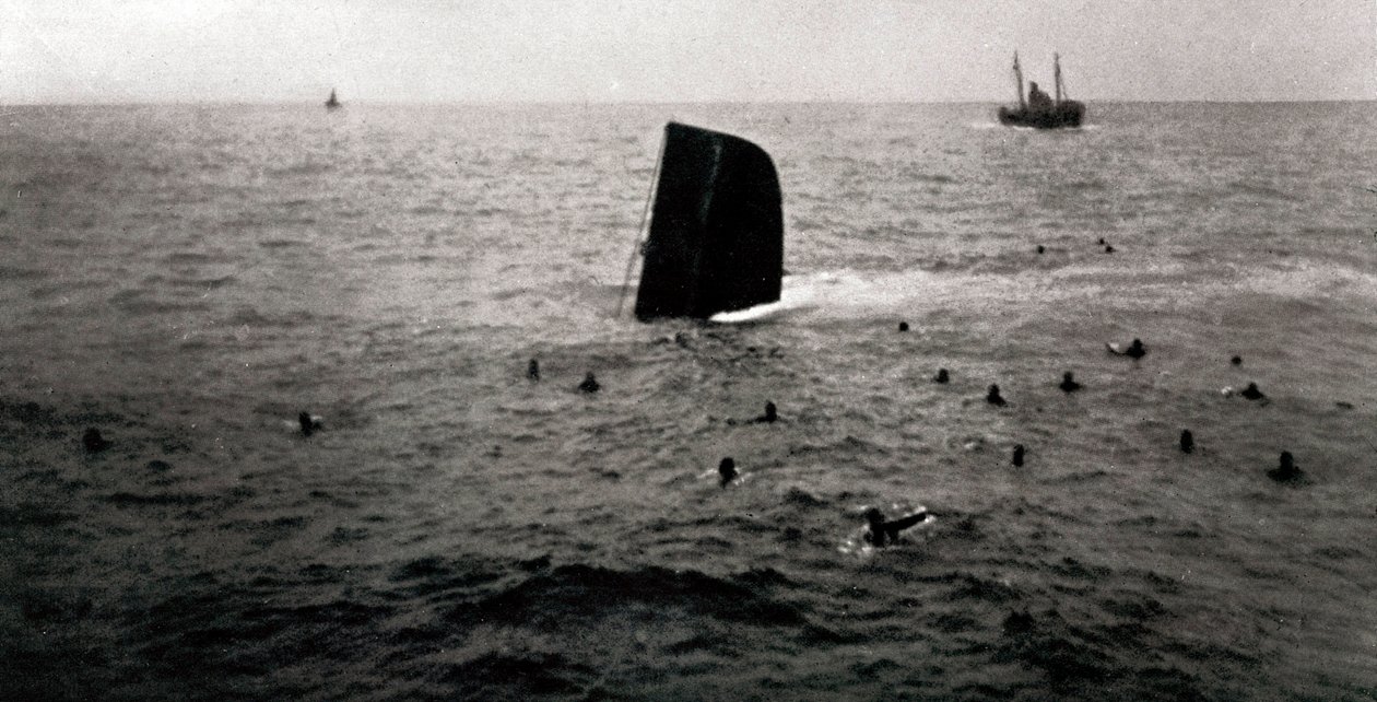 Schiffbruch des republikanischen U-Boots B6, August 1936 von Unbekannt