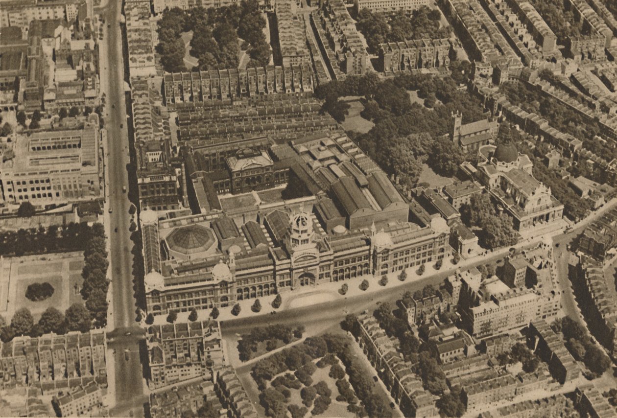 Die Kamera fängt einen Blick auf South Kensington aus einem niedrig fliegenden Flugzeug ein, ca. 1935 von Unbekannt