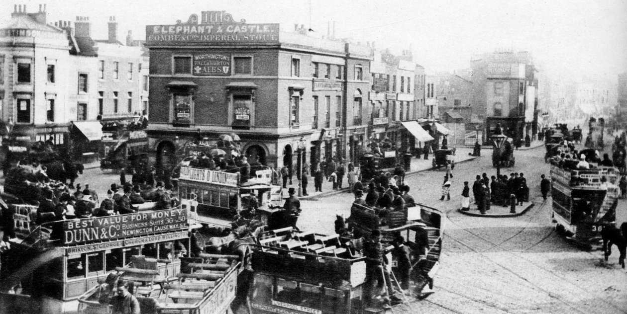 Der Elephant and Castle zur Zeit der Pferdebahn, London, 1926-1927 von Unbekannt