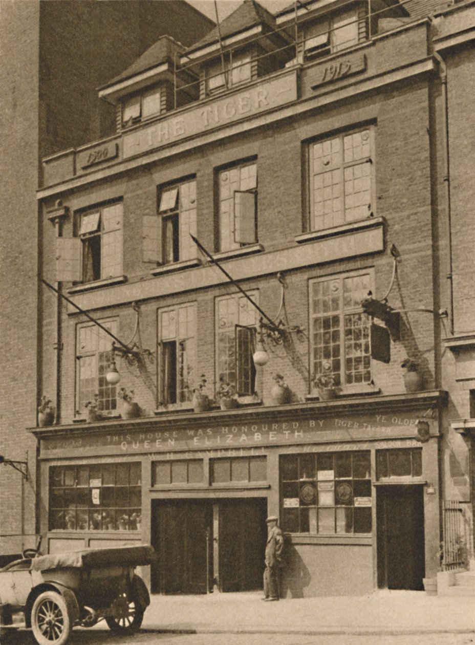 Die Tiger Taverne am Tower Hill, um 1935 von Unbekannt