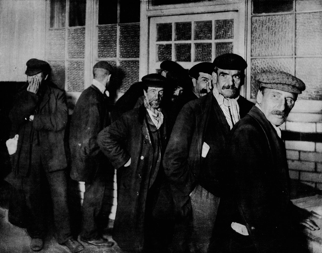 Die Arbeitslosen und Unbeschäftigbaren, ca. 1911 von Unbekannt