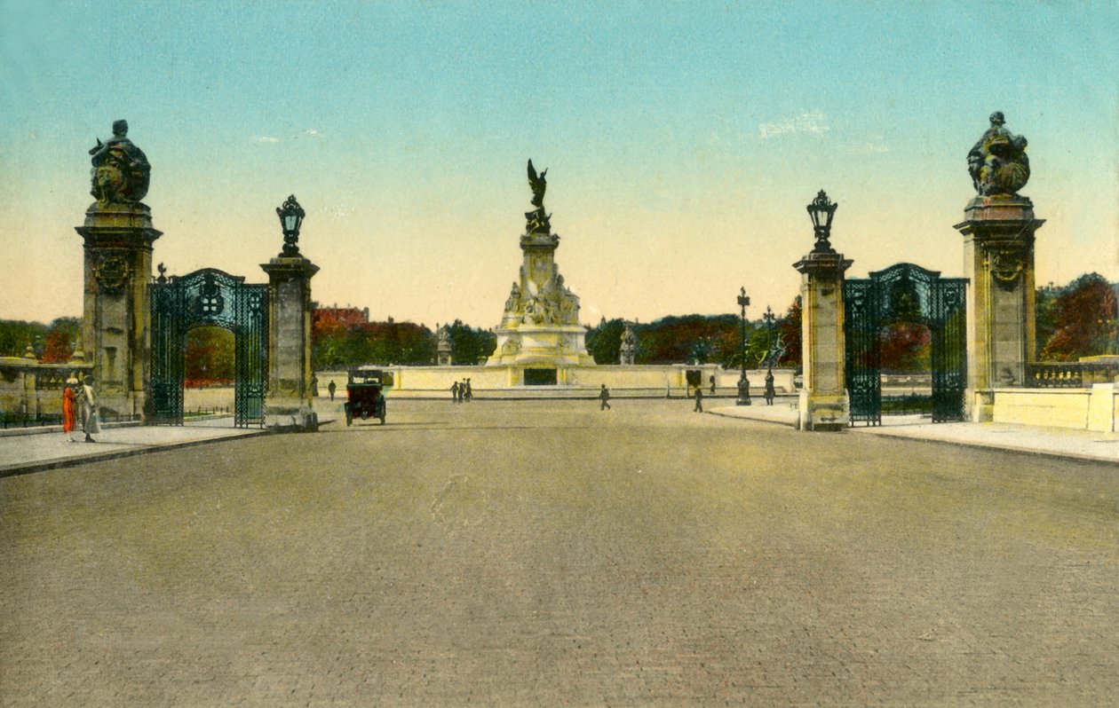 Das Victoria-Denkmal, Buckingham Palace, London, um 1910 von Unbekannt
