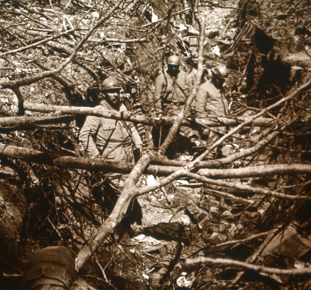 Schützengräben vor Fort Souville, Nordfrankreich, um 1914-1918 von Unbekannt