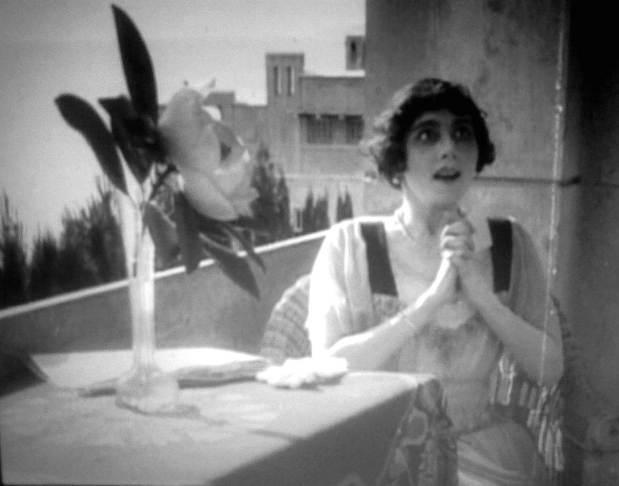 Vera Karalli, russische Balletttänzerin und Stummfilmschauspielerin, 1917 von Unbekannt