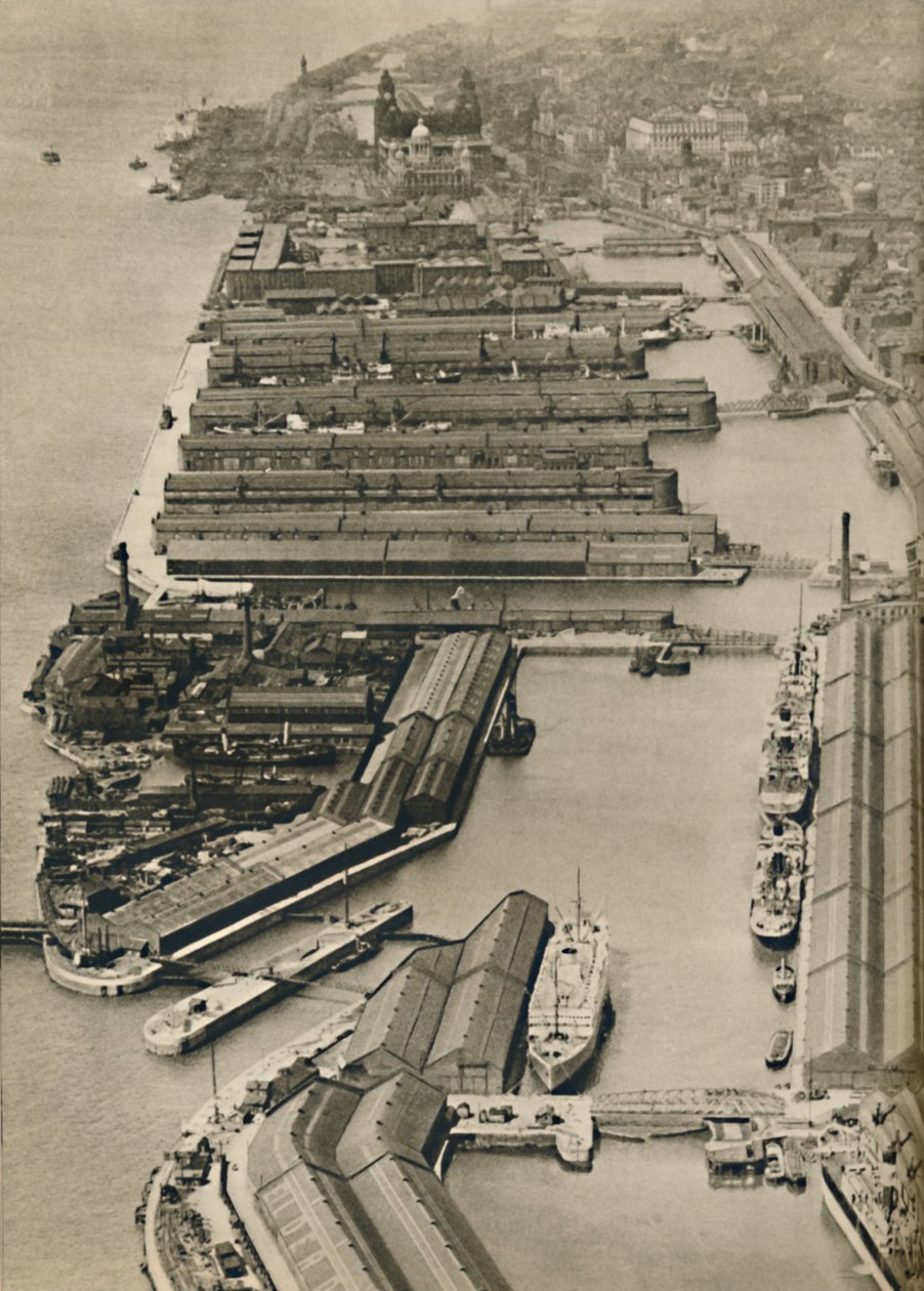 Schiffe segeln von Liverpool zu Häfen auf der ganzen Welt, vom Fluss Mersey, 1936 von Unbekannt