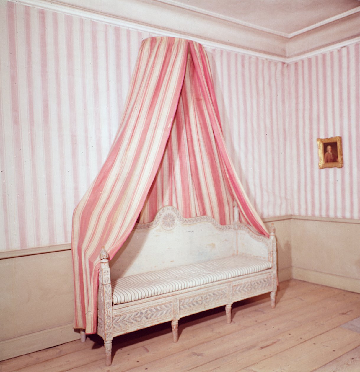 Klappbett im Haus von Carl Linnaeus, Hammarby, Uppsala, Schweden von Unbekannt Unbekannt