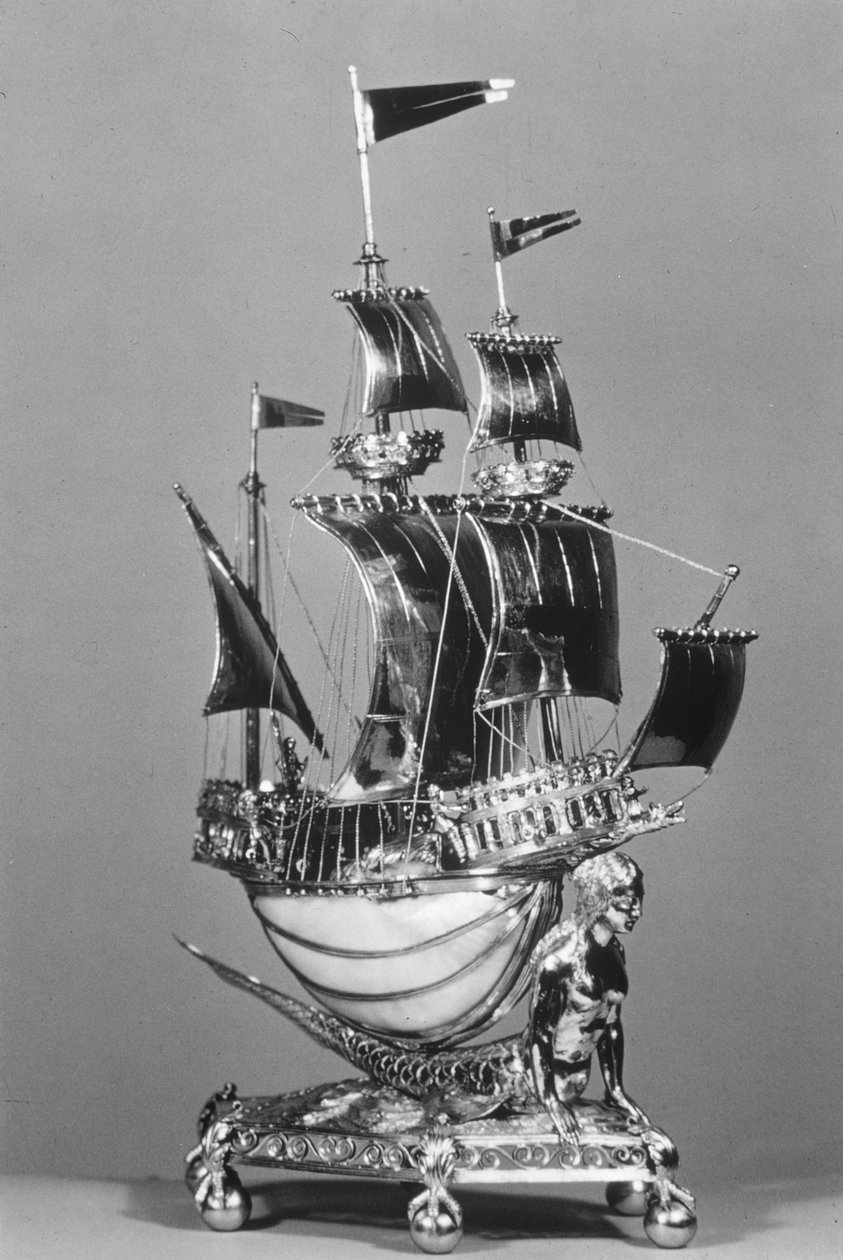 Der Burghley Nef, Nautilusmuschel montiert in Silber und teilvergoldet von Pierre le Flamand, 1482-83 von Unbekannt Unbekannt