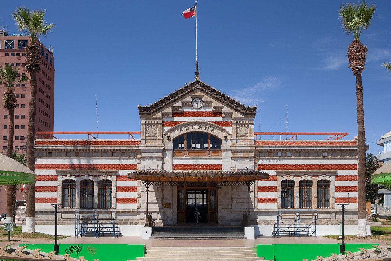 Casa de la Cultura (Aduana), Arica, entworfen von Gustave Eiffel von Unbekannt