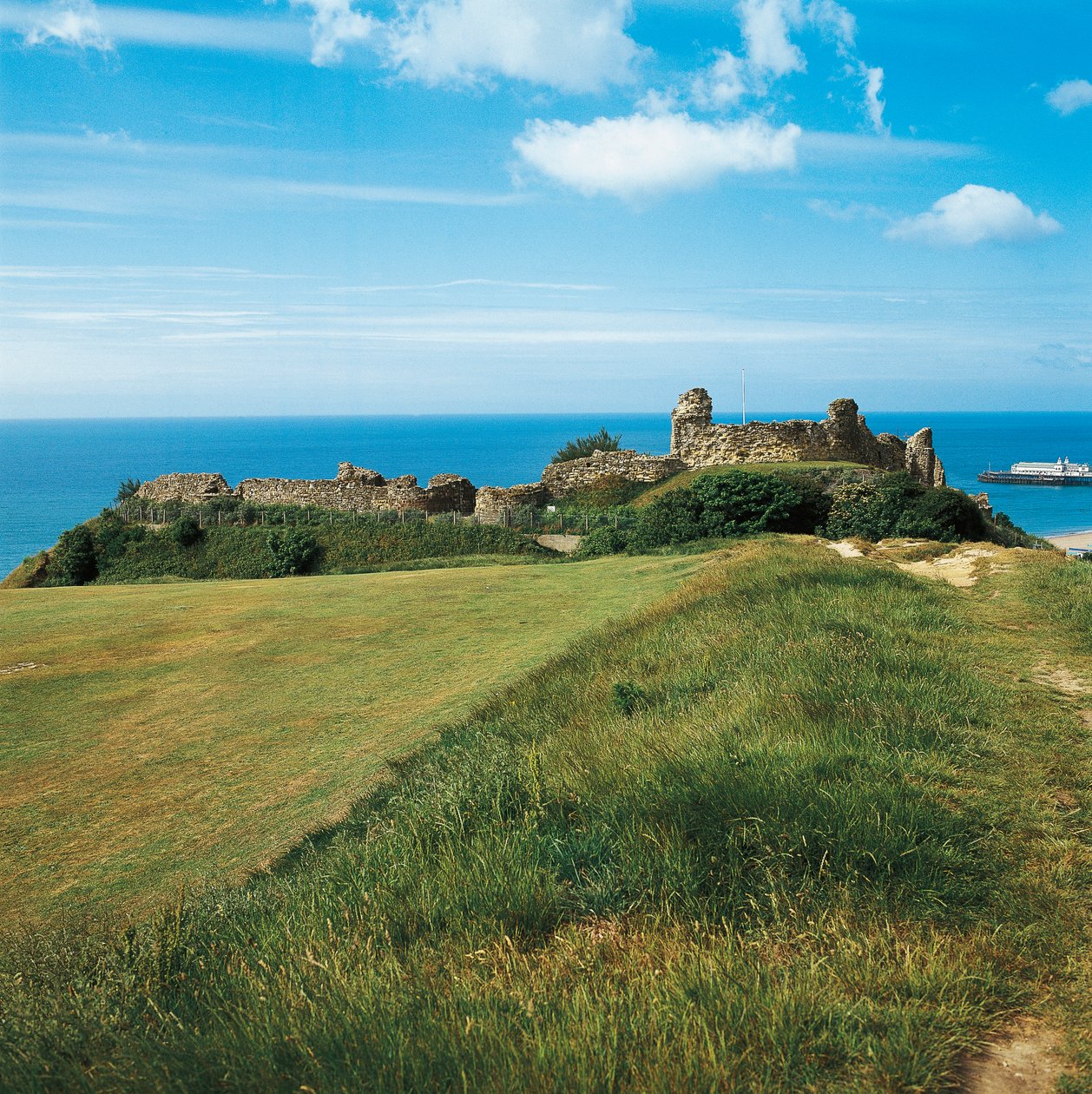 Hastings Castle, East Sussex, Vereinigtes Königreich von William M. Timlin