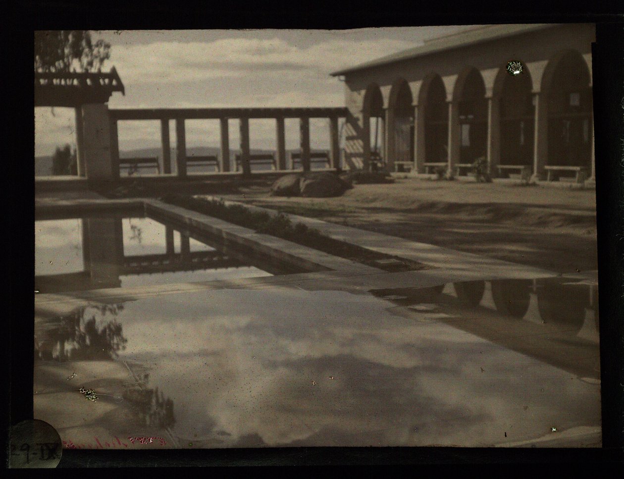 Pool, Santa Barbara, um 1915 von Unbekannter Künstler