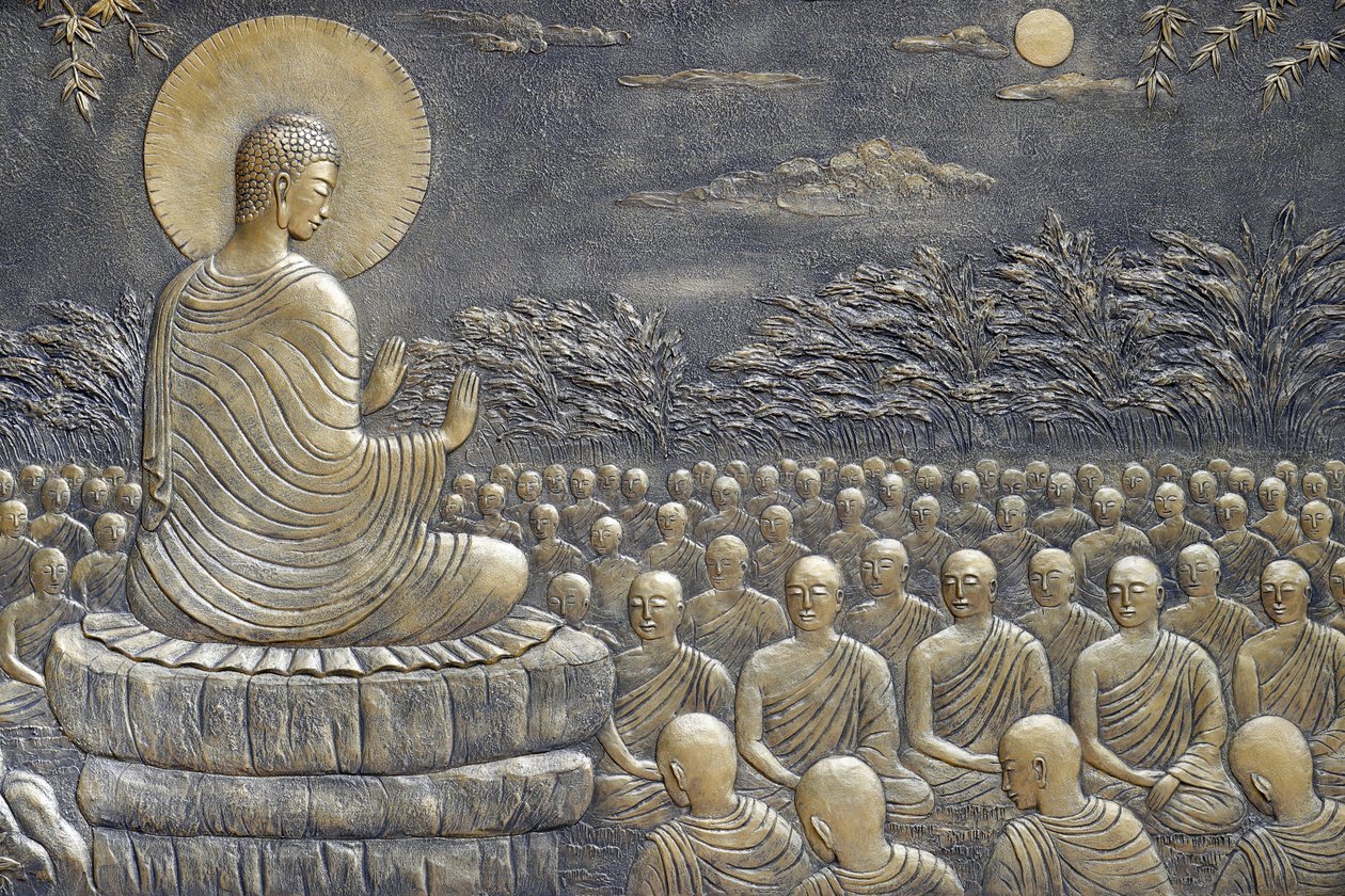 Tinh Xa Ngoc Chau buddhistischer Tempel, Das Leben des Buddha, Siddhartha Gautama, Buddha mit Jüngern, lehrend, Der Buddha ermahnte seine ersten sechzig Arahant-Jünger, in verschiedene Richtungen zu gehen, um die Lehre zu predigen, Chau Doc, Vietnam, 2018  von Unbekannt