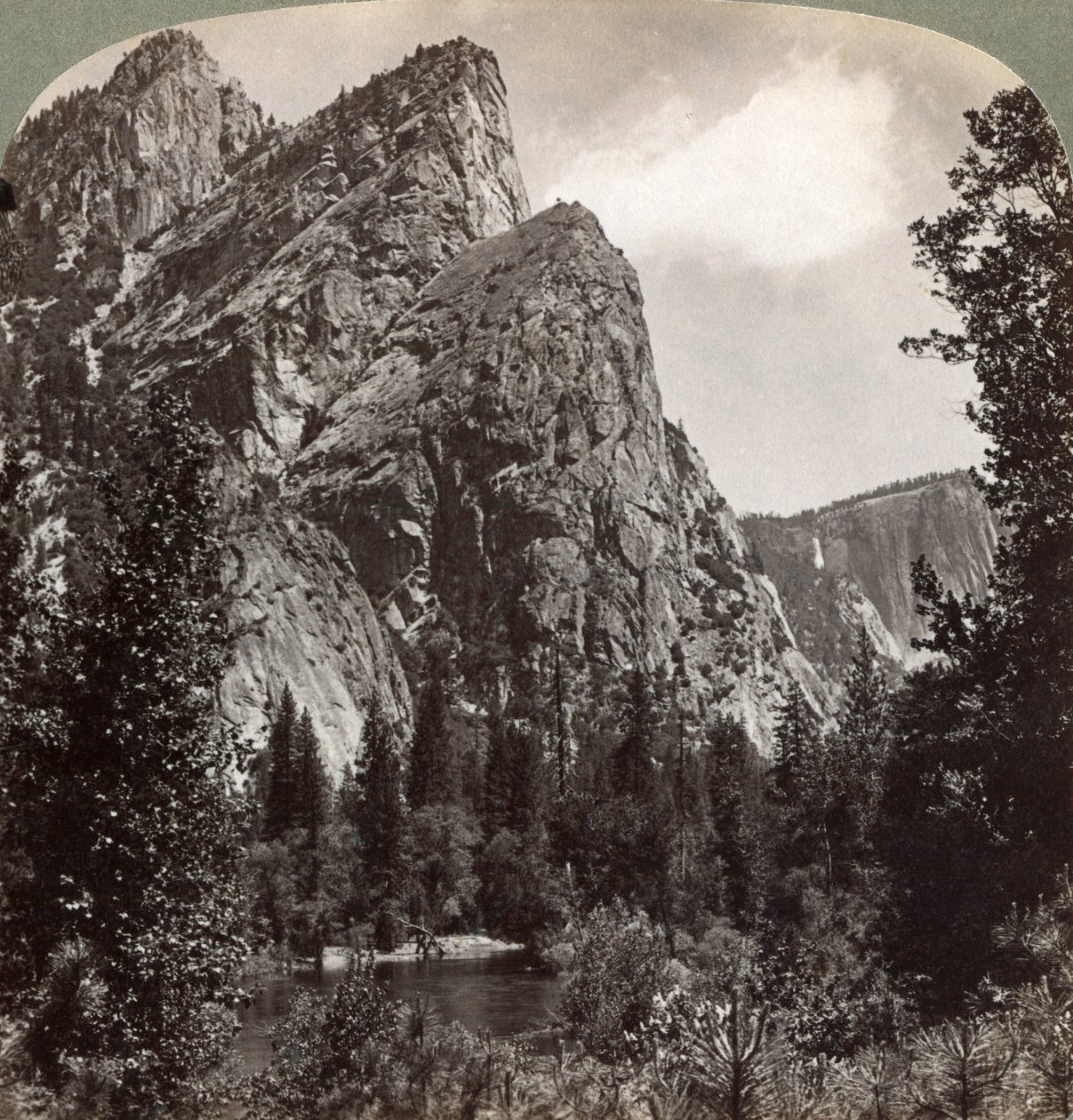Die drei Brüder, Yosemite-Tal, Kalifornien, USA, 1902 von Underwood and Underwood
