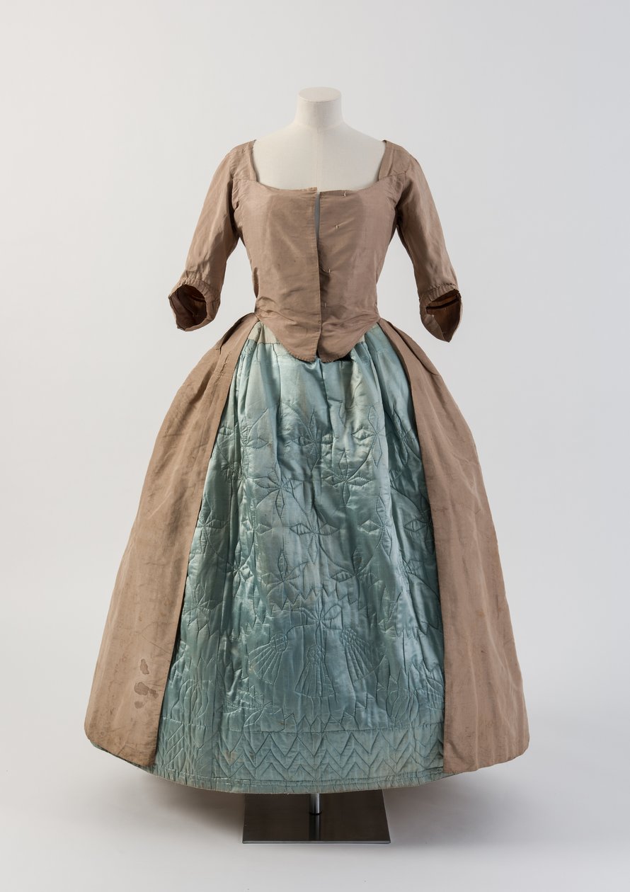 Blauer gesteppter Seidenunterrock mit Distelmuster, 1740er Jahre von Unbekannt Unbekannt