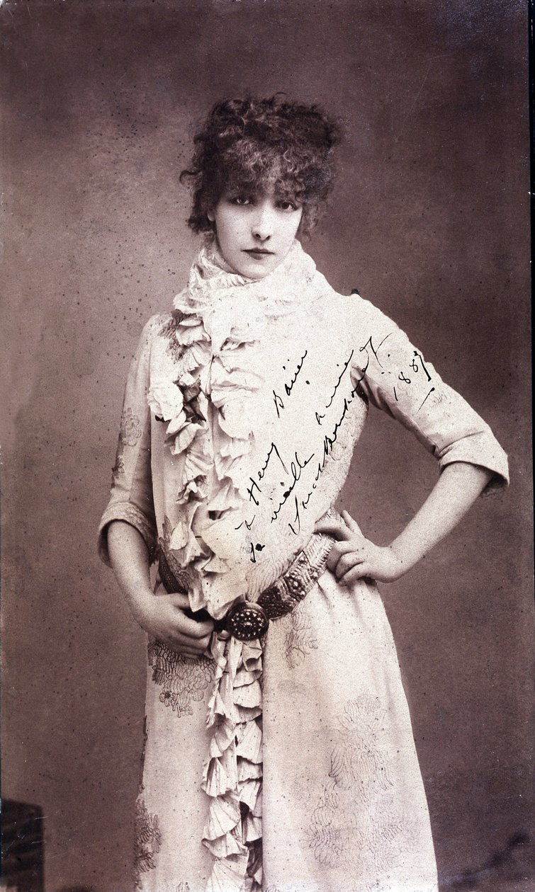 Porträt von Henriette Rosine Bernard genannt Sarah Bernhardt (1844-1923), signierte Fotografie von Unknown artist