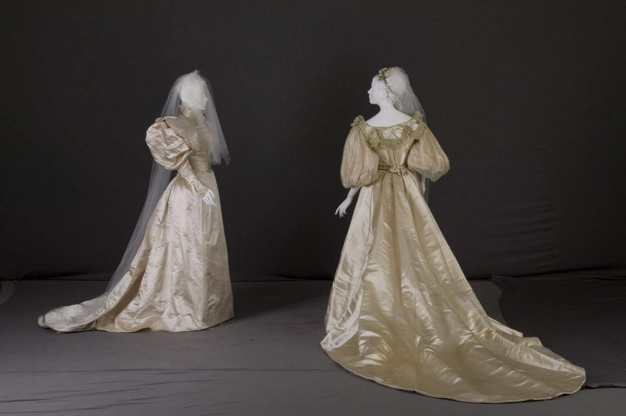 Hochzeitskleider von Unknown artist