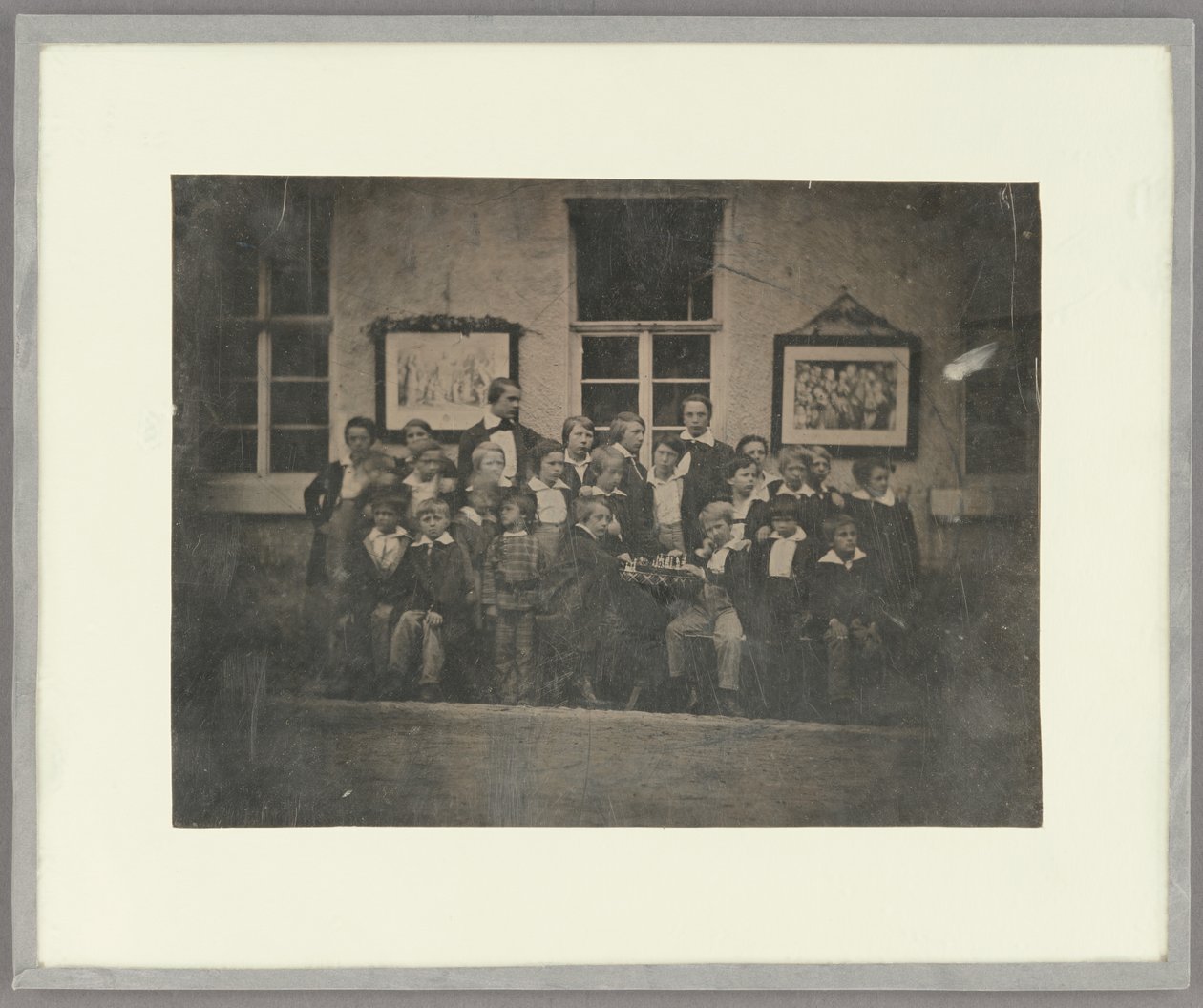 Gruppenporträt von Schuljungen und ihrem Lehrer, Norddeutschland von Unknown artist