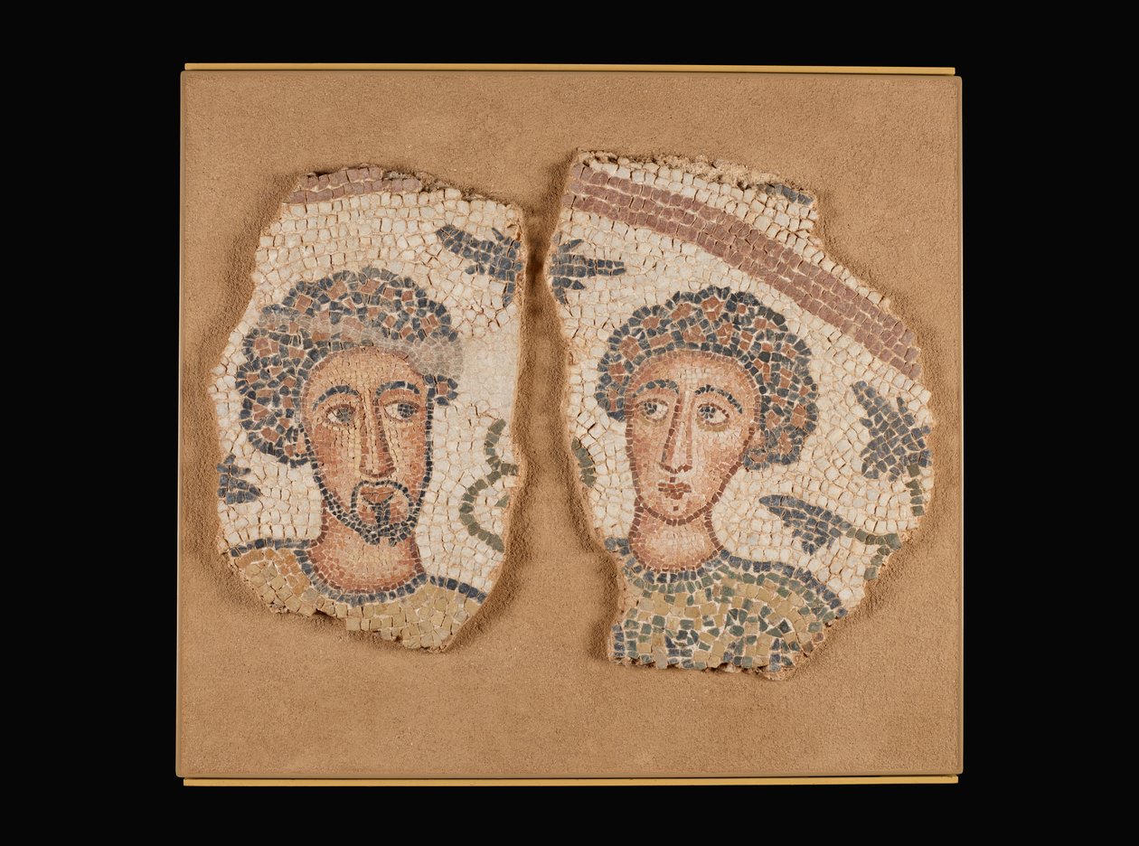Mosaiktafel mit zwei männlichen Büsten von Unknown artist